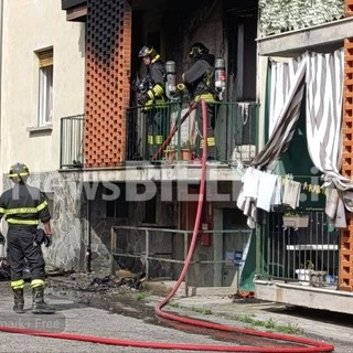 Incendio a Biella Pavignano: esplode una bombola, alloggio compromesso FOTO e VIDEO Mattia Baù per newsbiella.it
