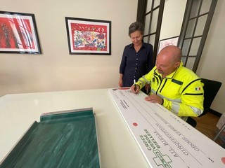 Donazione della Croce Verde Biellese ad AIL Biella Donazione della Croce Verde Biellese ad AIL Biella