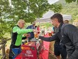 Valdilana, festa all’Alpe Artignaga: polenta concia e panini per oltre mille persone FOTO e VIDEO Angela Lobefaro per newsbiella.it