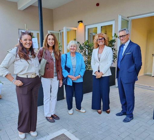 Biella, riapre la Cerruti: 150 bambini nel nuovo Polo per l’infanzia - Foto pagina Facebook Città di Biella Biella, riapre la Cerruti: 150 bambini nel nuovo Polo per l’infanzia - Foto pagina Facebook Città di Biella
