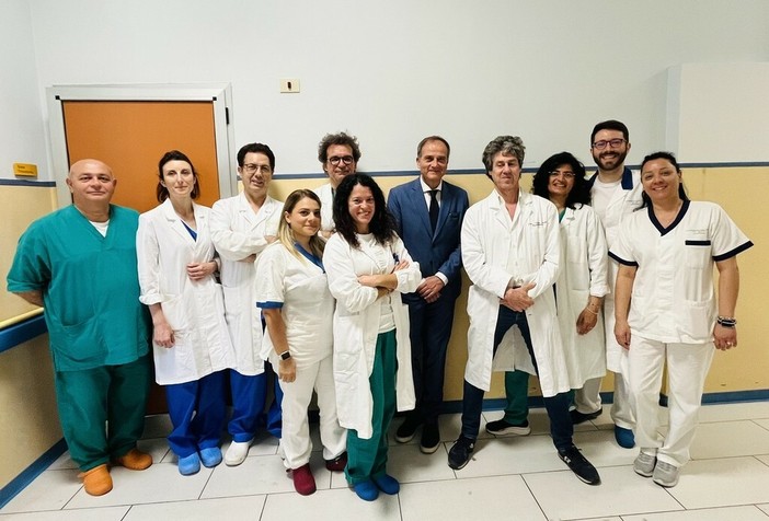 Arresto cardiaco sul lavoro per un giovane: salvato al Maggiore di Novara Arresto cardiaco sul lavoro per un giovane: salvato al Maggiore di Novara