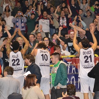 Basket - Un'Angelico inarrestabile vince anche il derby di Casale Basket - Un'Angelico inarrestabile vince anche il derby di Casale