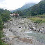 Valle Cervo, proseguono i lavori sulla SP100: giovedì si useranno gli esplosivi Valle Cervo, proseguono i lavori sulla SP100: giovedì si useranno gli esplosivi