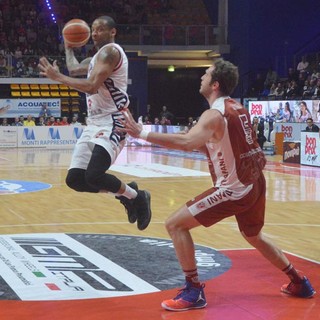 Angelico Biella: In sala stampa il "papà" Mike Hall festeggia due volte