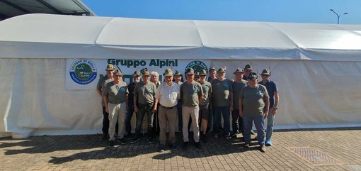90 anni e spirito alpino, a Mottalciata le penne nere in festa per Sergio Forno 90 anni e spirito alpino, a Mottalciata le penne nere in festa per Sergio Forno