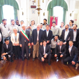 Pallacanestro Biella continua la festa a Palazzo Oropa Pallacanestro Biella continua la festa a Palazzo Oropa