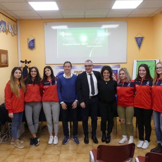 Il gruppo delle ragazze selezionate Il gruppo delle ragazze selezionate