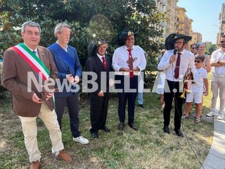 Biella rende omaggio ai Bersaglieri, inaugurato il nuovo monumento in piazza La Marmora FOTO e VIDEO di Massimo Giacobbe per newsbiella.it