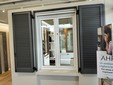 Biella Legno, colore e design per la casa: dal reparto vernici al nuovo showroom dedicato a serramenti e infissi Biella Legno, colore e design per la casa: dal reparto vernici al nuovo showroom dedicato a serramenti e infissi