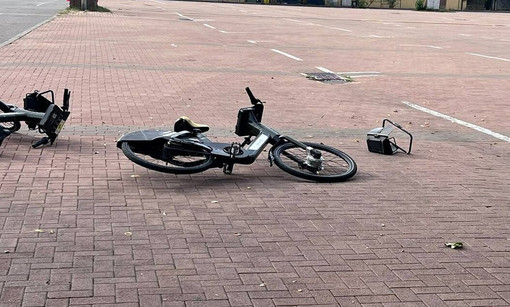 Bike sharing a Biella, l’appello della Lega contro vandalismo e abusi: "Si risalga ai responsabili tramite le app" (foto di repertorio) Bike sharing a Biella, l’appello della Lega contro vandalismo e abusi: "Si risalga ai responsabili tramite le app" (foto di repertorio)