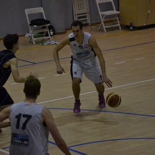 Basket - Banca Sella vince grazie a un attacco spettacolare Basket - Banca Sella vince grazie a un attacco spettacolare