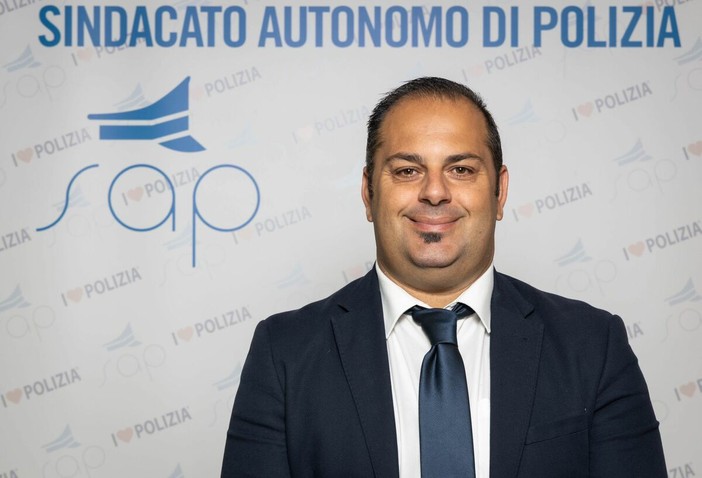 SAP Biella sugli scontri a Torino: “Serve rispetto per le istituzioni, questo è un problema generalizzato”