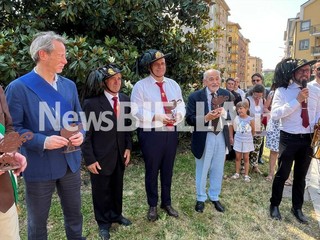 Biella rende omaggio ai Bersaglieri, inaugurato il nuovo monumento in piazza La Marmora FOTO e VIDEO di Massimo Giacobbe per newsbiella.it
