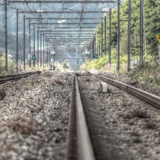 Tragedia alla stazione di Carmagnola, sospesa la Torino-Cuneo nelle due direzioni