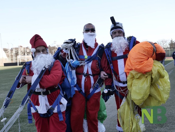 Babbo Natale Paracadutista torna a Biella!