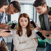 Bullismo, uso di stupefacenti e rischi tra i giovani: serata di confronto tra genitori, Carabinieri e ASL al Bona di Biella