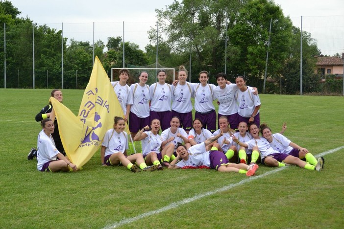 ACF Biellese, basta un pari per la promozione in Eccellenza: la festa è cominciata a Pavignano (servizio di Massimo Giacobbe per newsbiella.it e foto ACF Biellese)