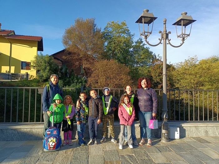 A Benna si va a scuola con il Pedibus!