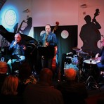 Claudio Borroni torna a Biella con “Viaggio nel mondo del jazz” Claudio Borroni torna a Biella con “Viaggio nel mondo del jazz”