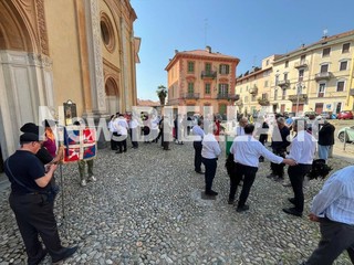 Biella rende omaggio ai Bersaglieri, inaugurato il nuovo monumento in piazza La Marmora FOTO e VIDEO di Massimo Giacobbe per newsbiella.it