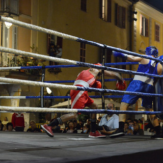 Al Piazzo torna la "Boxe sotto le stelle" Al Piazzo torna la "Boxe sotto le stelle"