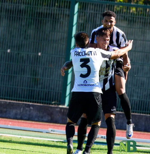Calcio, non bastano Naamad e Beltrame alla Biellese: vince 3 a 2 la capolista Vado (foto di repertorio)