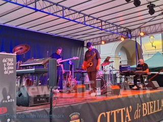 Biella celebra i 60 anni del Biella Jazz Club: in Piazza Duomo musica, immagini ed emozioni FOTO e VIDEO Nicola Rasolo per newsbiella.it