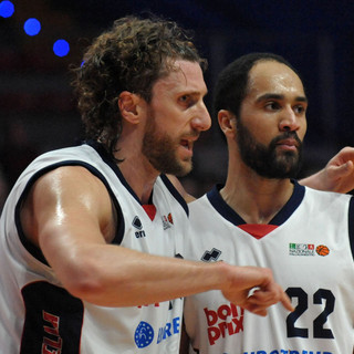 Angelico Biella: Da Londra all'amore per il basket, ecco Saunders