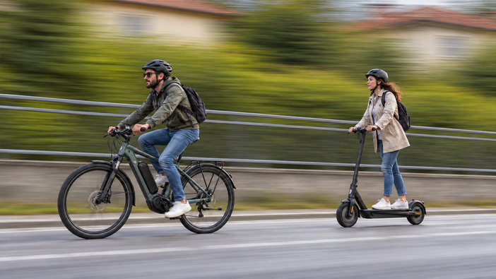 Mobilità sostenibile, nel Biellese servono controlli - Immagine generata con ia Mobilità sostenibile, nel Biellese servono controlli - Immagine generata con ia