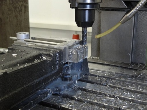 Officina Meccanica cerca Fresatore CNC qualificato