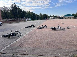 E-bike sharing gettate e danneggiate a Biella: la segnalazione dal Villaggio Lamarmora E-bike sharing gettate e danneggiate a Biella: la segnalazione dal Villaggio Lamarmora