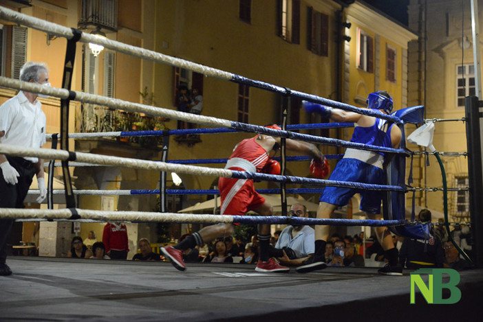 Al Piazzo torna la "Boxe sotto le stelle" Al Piazzo torna la "Boxe sotto le stelle"