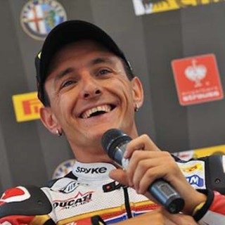 Superbike - Ayrton Badovini salta la gara di esordio Superbike - Ayrton Badovini salta la gara di esordio