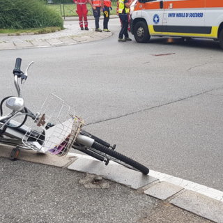 Biella, scontro tra bici e auto in via Milano: giovane al Pronto Soccorso (foto di repertorio) Biella, scontro tra bici e auto in via Milano: giovane al Pronto Soccorso (foto di repertorio)
