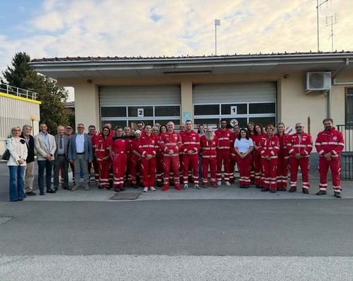 Croce Rossa, il presidente nazionale in visita alla sede di Cavaglià (foto dalla pagina Facebook di Croce Rossa Italiana - Comitato di Cavaglià) Croce Rossa, il presidente nazionale in visita alla sede di Cavaglià (foto dalla pagina Facebook di Croce Rossa Italiana - Comitato di Cavaglià)