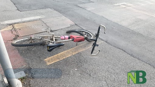 Incidente a Biella, ciclista ferito alla rotonda di via Bertodano, foto archivio Incidente a Biella, ciclista ferito alla rotonda di via Bertodano, foto archivio