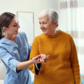 Colf e badanti: in Piemonte cala il lavoro regolare, Biella affronta l'inverno demografico Colf e badanti: in Piemonte cala il lavoro regolare, Biella affronta l'inverno demografico