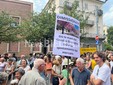 "Giù le mani dai ciliegi": a Biella cittadini in piazza contro il progetto agli Zumaglini FOTO e VIDEO Massimo Giacobbe per newsbiella.it