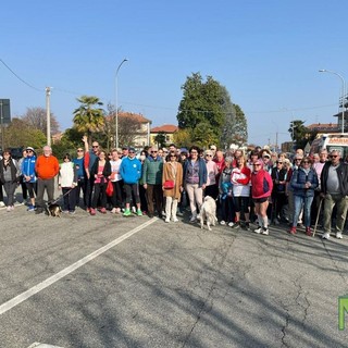 8 marzo, passeggiata solidale a Vigliano Biellese: sono 300 alla partenza - Servizio di Massimo Giacobbe per newsbiella.it