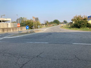 SP 402, abbattuti altri cartelli FOTO SP 402, abbattuti altri cartelli FOTO