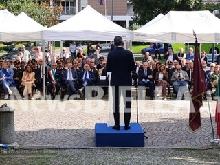 Ai Giardini Zumaglini un monumento per ricordare Francesco Cusano. Olivero: "Un'opera capace di parlare a tutti" FOTO e VIDEO Mattia Baù per newsbiella.it