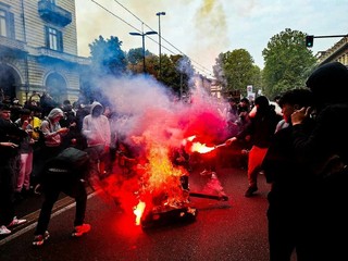 Dalle occupazioni alla piazza: gli studenti torinesi alzano la voce contro il governo Meloni Dalle occupazioni alla piazza: gli studenti torinesi alzano la voce contro il governo Meloni