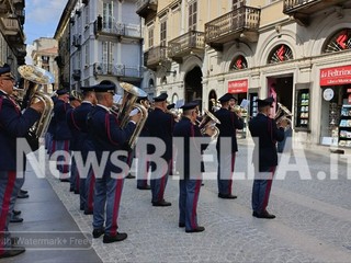 Ai Giardini Zumaglini un monumento per ricordare Francesco Cusano. Olivero: "Un'opera capace di parlare a tutti" FOTO e VIDEO Mattia Baù per newsbiella.it