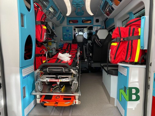 Dal Nord Ovest - Tragedia nella notte, giovane perde la vita in un'auto finita fuori strada (foto di repertorio)