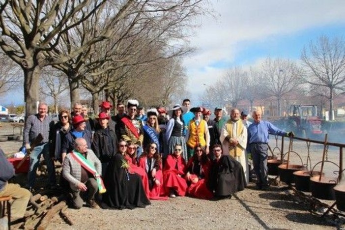 Carnevale Benefico di Cavaglià, il 6 gennaio la 53ª edizione - Foto dell'edizione 2024