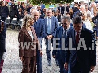 Ai Giardini Zumaglini un monumento per ricordare Francesco Cusano. Olivero: "Un'opera capace di parlare a tutti" FOTO e VIDEO Mattia Baù per newsbiella.it