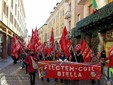 Biella, CGIL in corteo contro il "bilancio ingiusto" FOTO e VIDEO Mattia Baù per newsbiella.it Biella, CGIL in corteo contro il "bilancio ingiusto" FOTO e VIDEO Mattia Baù per newsbiella.it