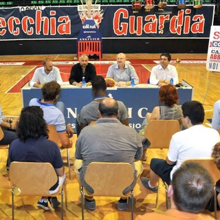 "Giocheremo per farvi divertire"