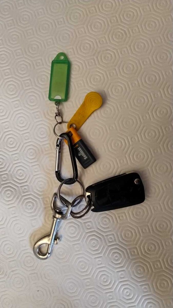 Trovate chiavi dell’auto a Zubiena, a chi appartengono?
