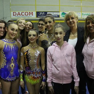 Ginnastica: Rhythmic School a Chivasso per regionale Ritmica